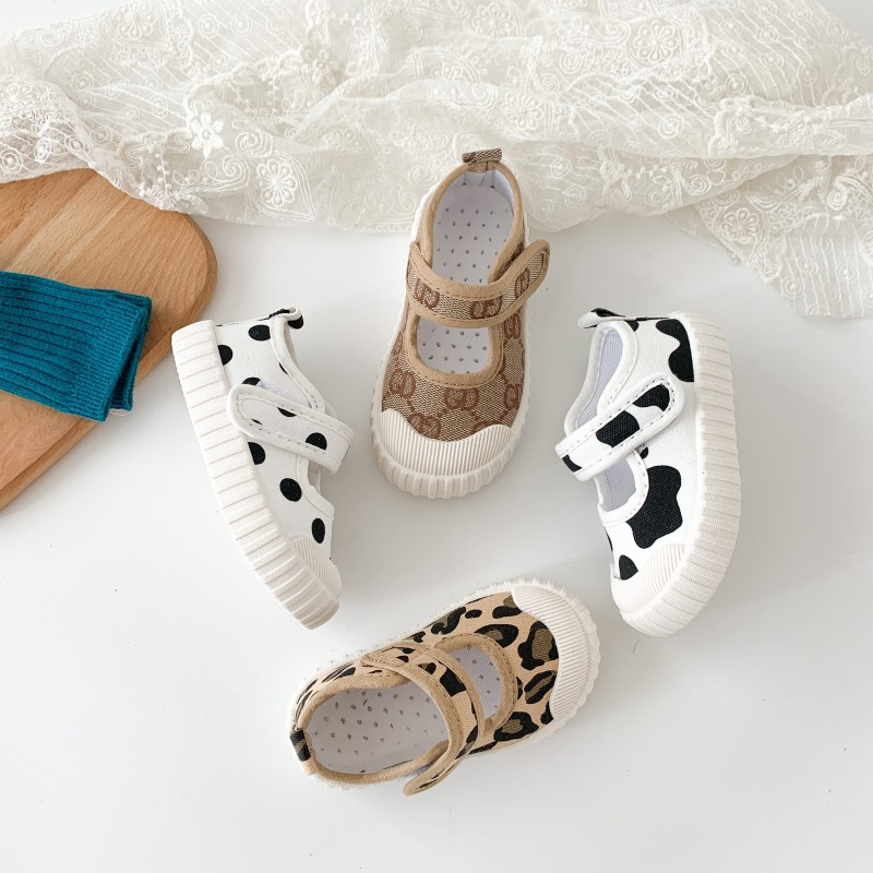 Giày vải canvas họa tiết da báo thời trang cho bé gái
