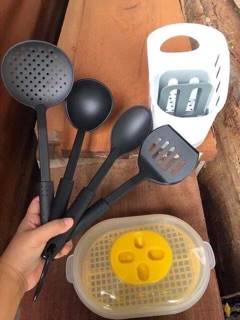 Bộ dụng cụ nhà bếp Sharp