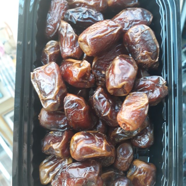 Mứt chà là