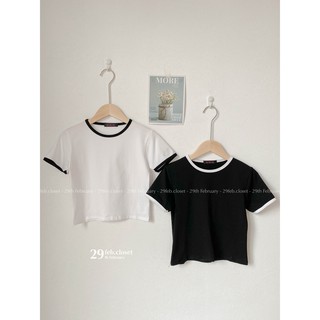 Áo croptop viền ôm