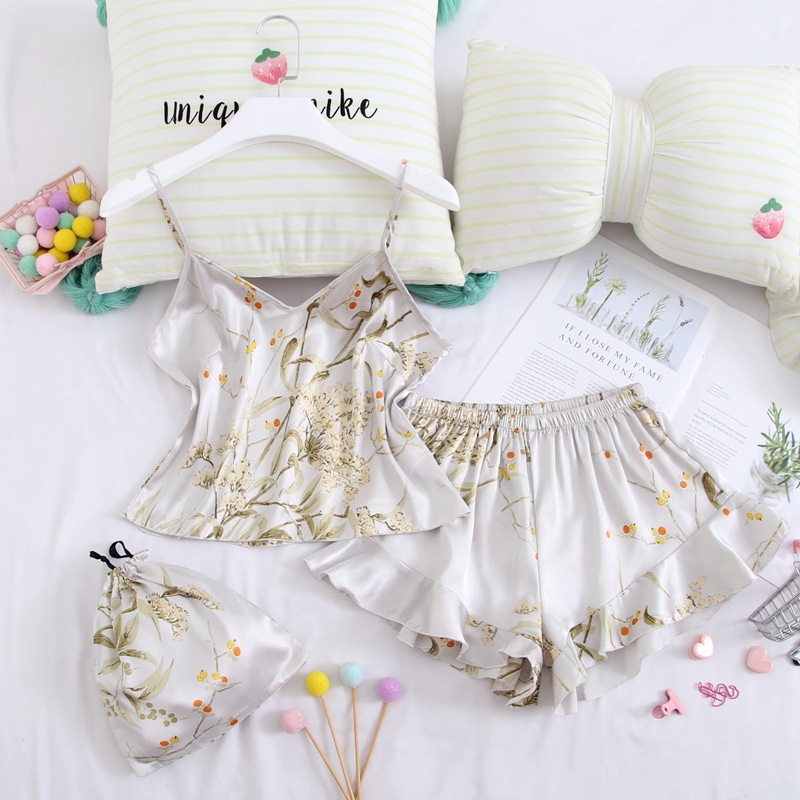 Bộ Đồ Ngủ Áo Hai Dây Và Quần Ngắn Bằng Lụa Mát Họa Tiết Hoa Gợi Cảm Thời Trang Mùa Hè Mới Cho Nữ