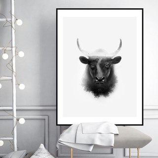 Tranh canvas hiện đại trang trí không gian. Con đường ẩn bên trong chú bò tót.