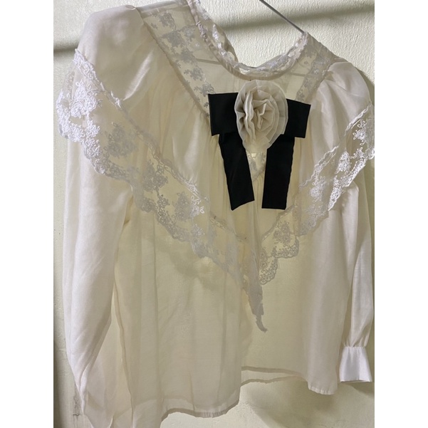 Áo sơmi trắng tơ