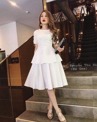 Đầm 2 tầng tay đính cườm