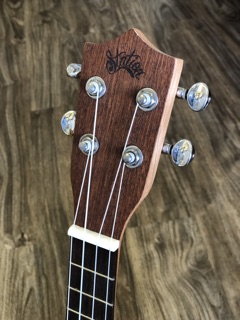 Đàn Ukulele Gỗ Cao Cấp STATION-BR-950