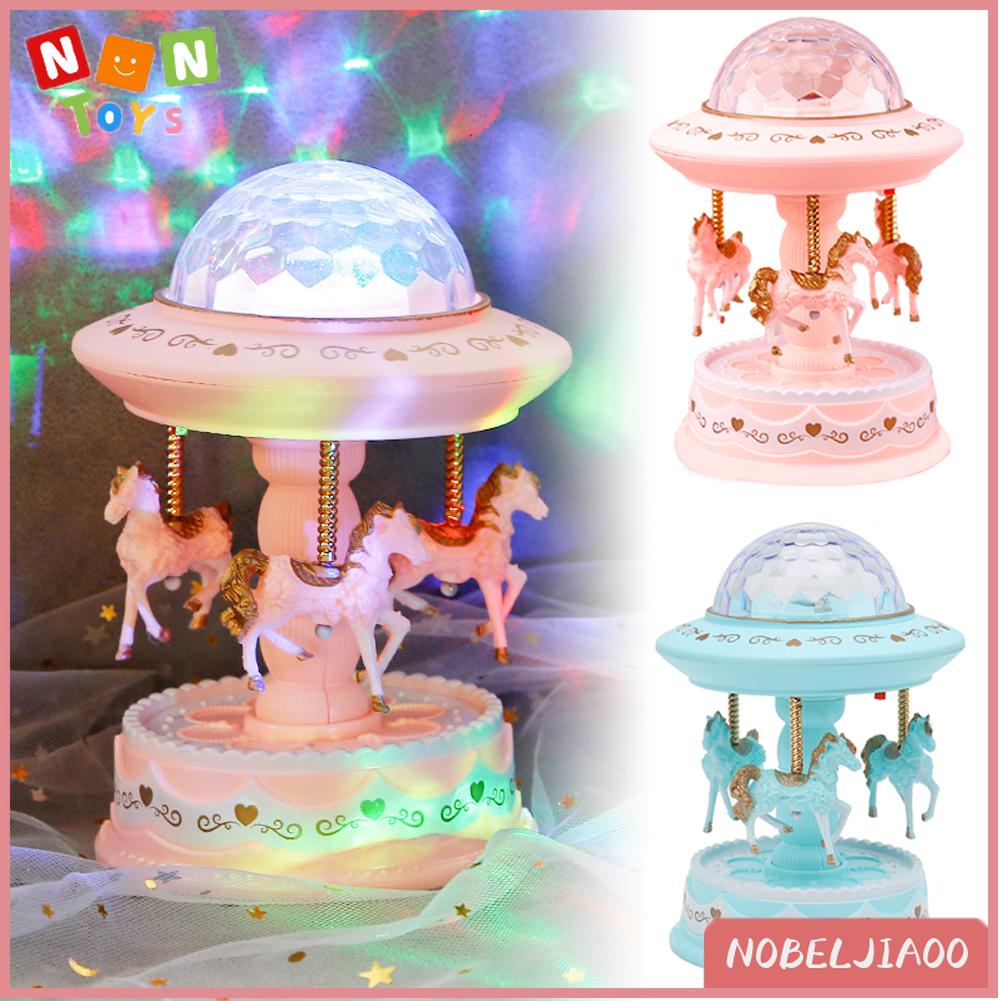 Hộp Nhạc Vòng Xoay Ngựa Gỗ Phát Nhạc Cho Bé