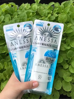 KCN Anessa gel trắng