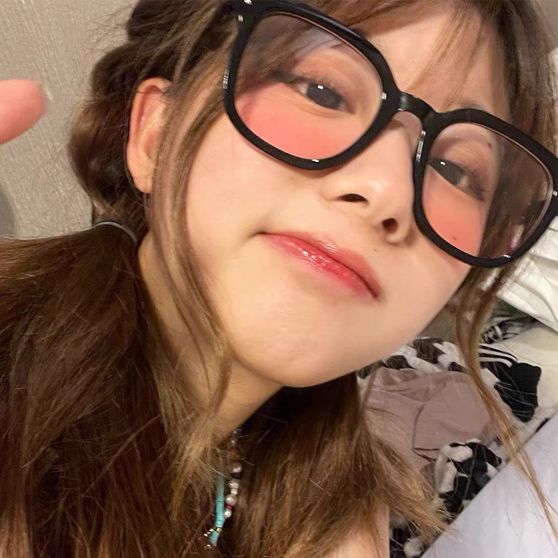 Kính nữ tạo hiệu ứng má hồng gọng đen Kính không độ cute dễ thương dành cho nữ