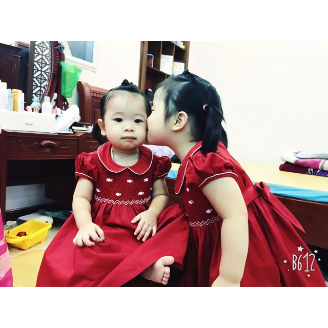[ SMOCK DRESS] váy đỏ ngắn tay dành cho bé gái