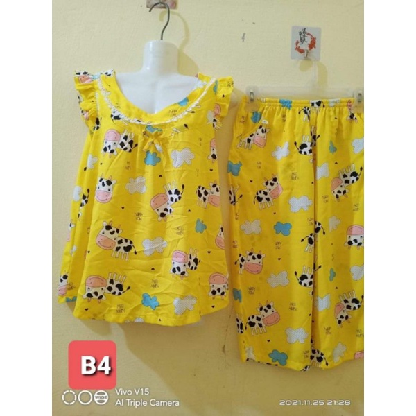 Bộ tole lanh nữ  quần lửng mặc nhà  áo có ren cổ