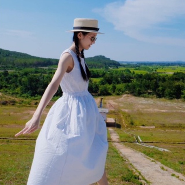 Đầm trắng dài -DAM009