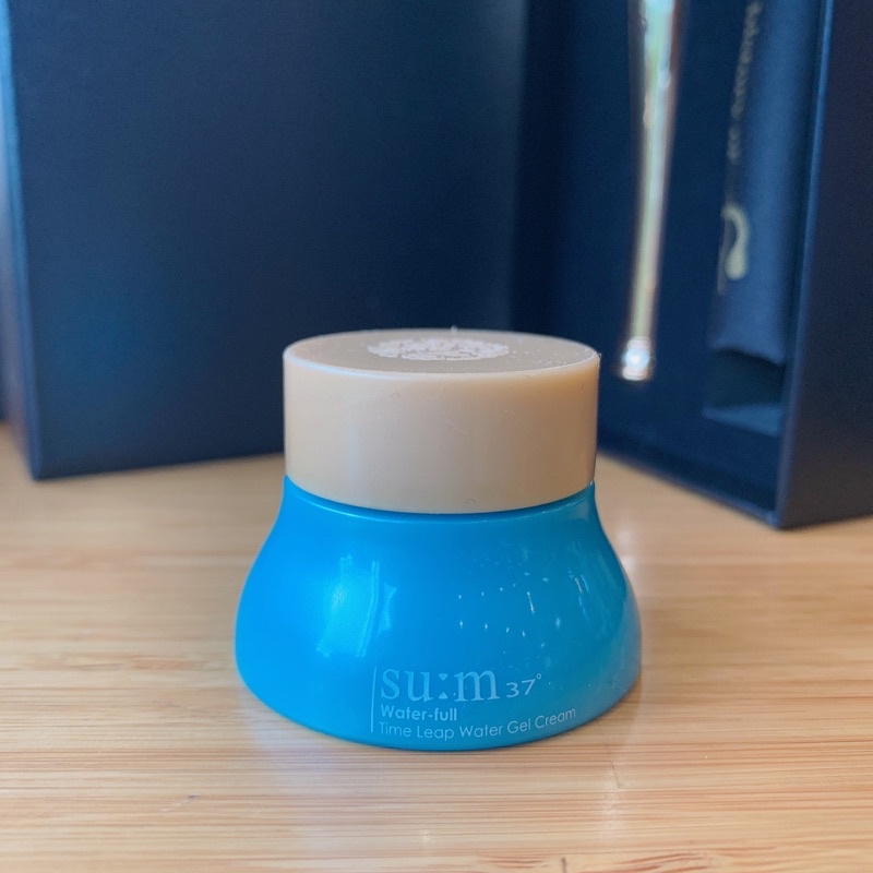1 LỌ KEM SUM XANH CẤP ẨM CHO DA DẦU - Kem dưỡng cấp nước Su:m37 Water-full Timeless Water Gel Cream