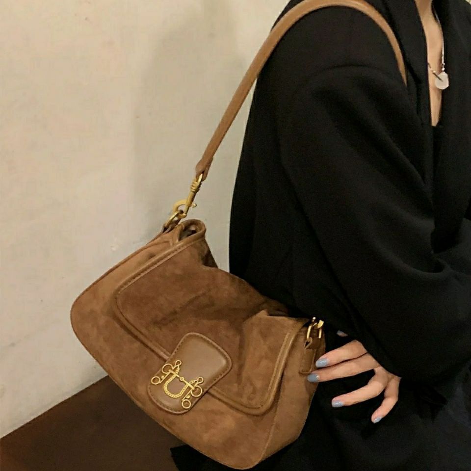 Túi Đeo Vai Da Lộn Cỡ Lớn Thiết Kế Cá Tính