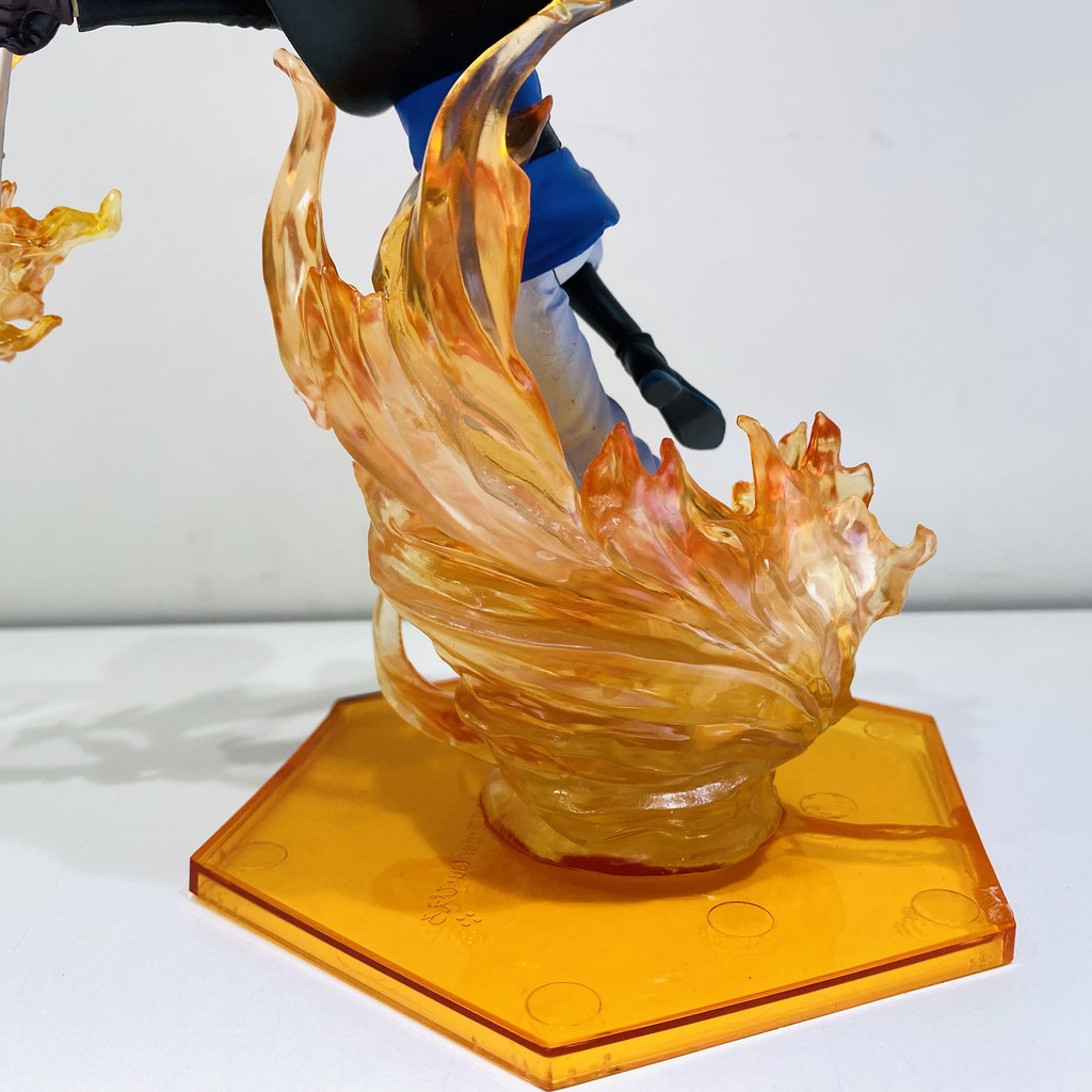 Mô hình Sabo F.zero cao 18cm Tổng tham mưu Trưởng của Quân Cách mạng ...