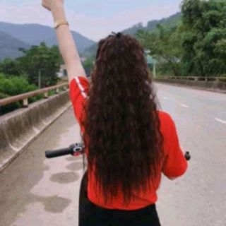 Tóc giả cột xù mì