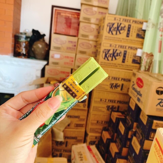  Kitkat vị trà xanh gói 8 thanh { date 4/2022}