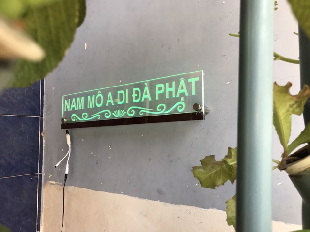 CHỮ ĐIỆN : NAM MÔ A DI ĐÀ PHẬT - hoa văn dưới - treo tường