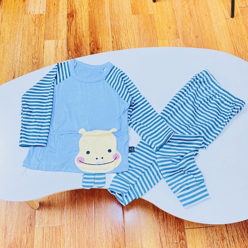 Bộ Quần Áo Dài Tay Minky Mom Thun Lạnh Thoáng Mát Hoạ Tiết Động Vật Sinh Động, Quần kẻ