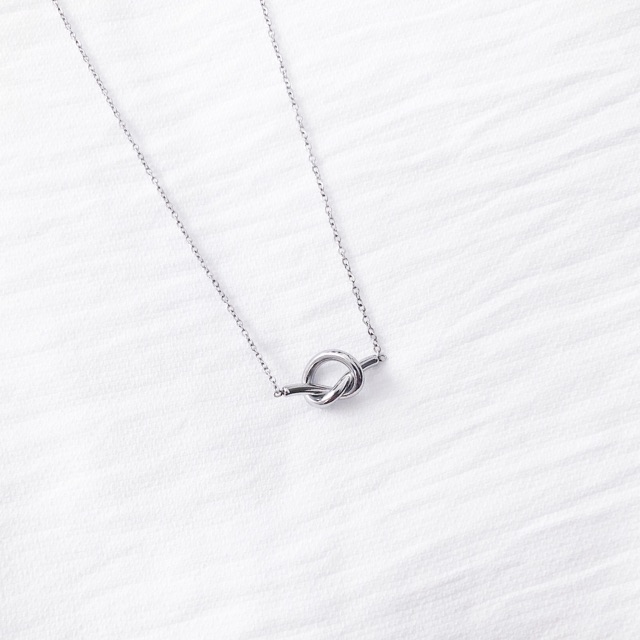 Dây chuyền titan nút thắt không gỉ WN200415