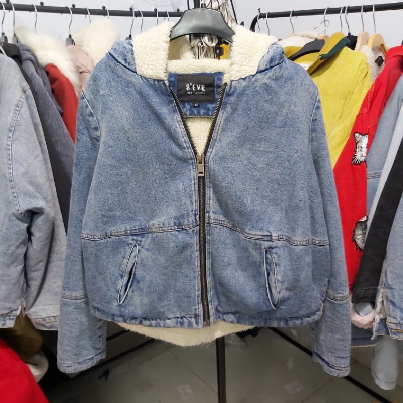 Khoác jeans lót lông cừu có mũ 2hand dáng bomber có khóa kéo