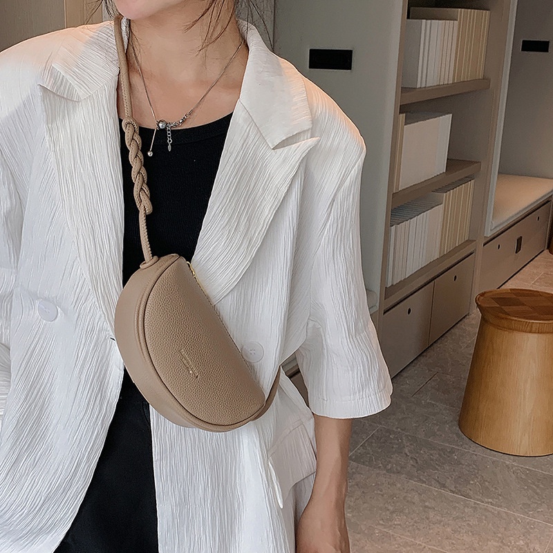 Túi Đeo JASMIN NOIR Chéo Da PU Hình Yên Ngựa Thiết Kế Đơn Giản Cho Nữ