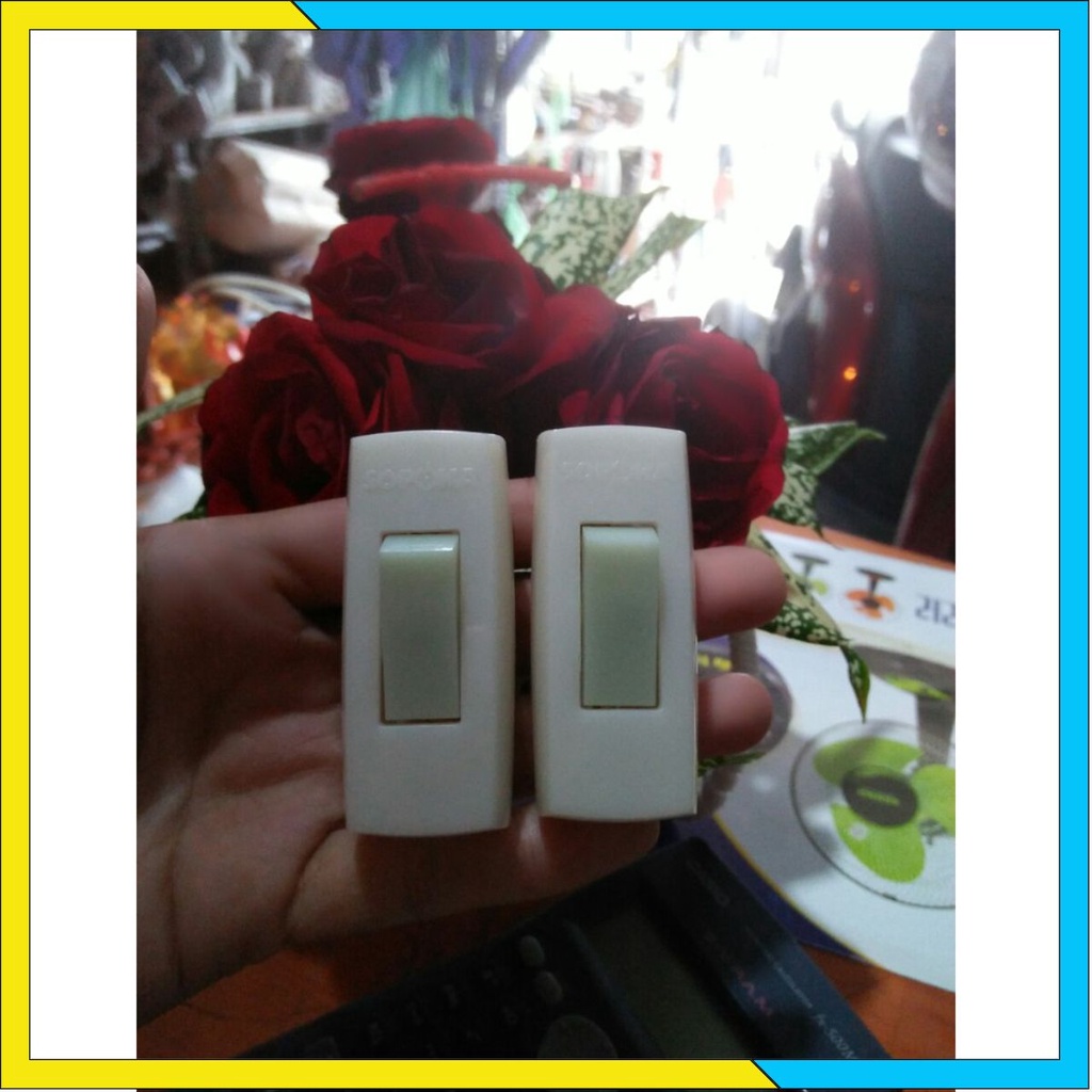 Công tắc treo dạ quang SOPOKA