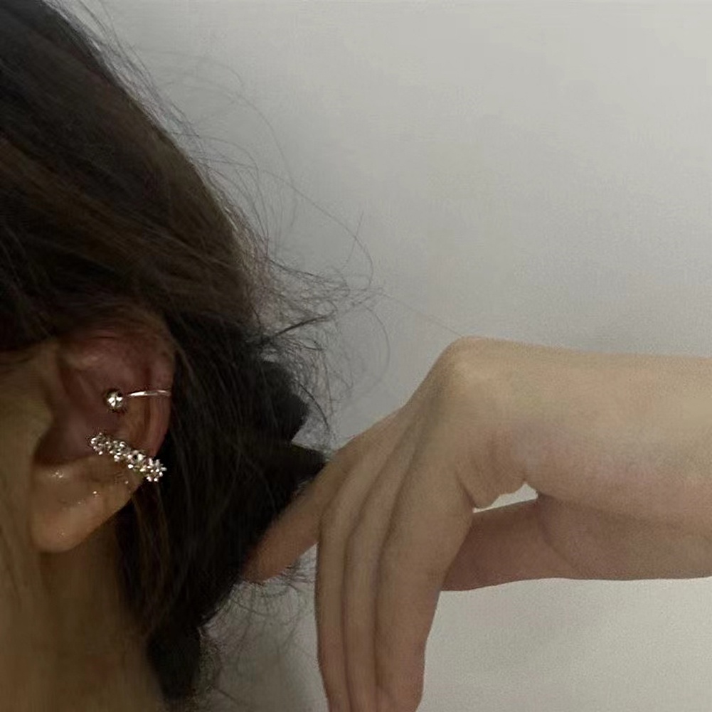 Khuyên Tai Kim Loại Đính Hạt Tròn Không Cần Xỏ Lỗ Thời Trang Dự Tiệc Cho Nữ