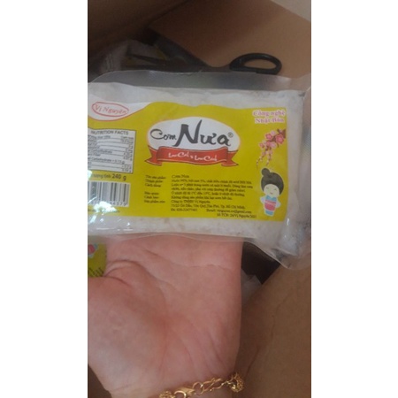 CƠM NƯA SẢN PHẨM CỦA CÔNG TY VỊ NGUYÊN 28K/ 1 GÓI