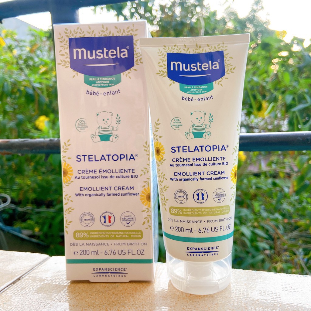 Kem Dưỡng Da Chàm Thể Tạng  Stelatopia Emollient Cream Mustela 200ml
