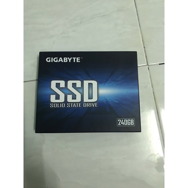 Ổ cứng SSD 240G gigabyte