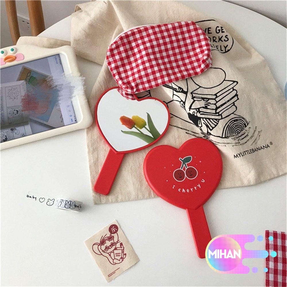 [Hàng mới về] Gương trang điểm cầm tay hình trái tim dễ thương có tay cầm cho nữ