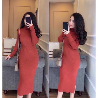 Đầm len ôm body cổ lọ