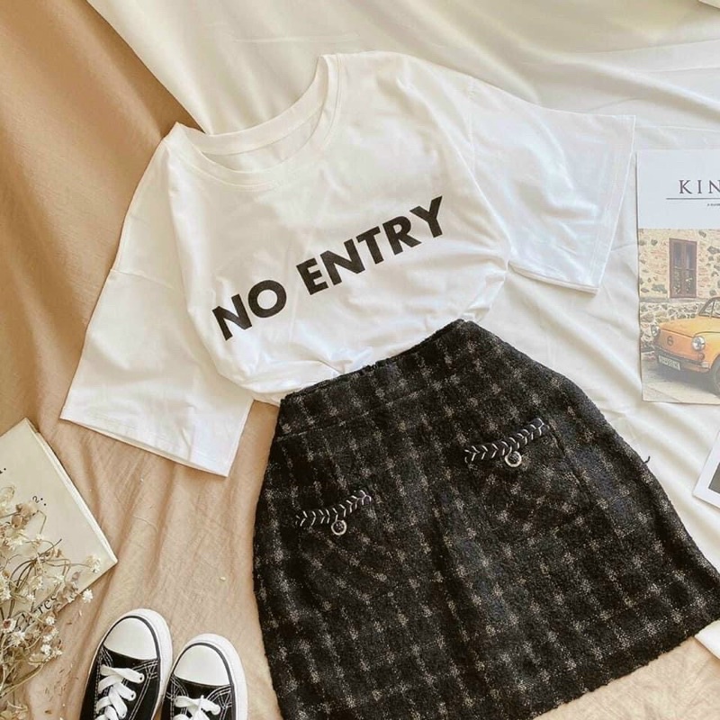 ÁO THU  TRẮNG PHỐI CHÂN VÂY DẠ