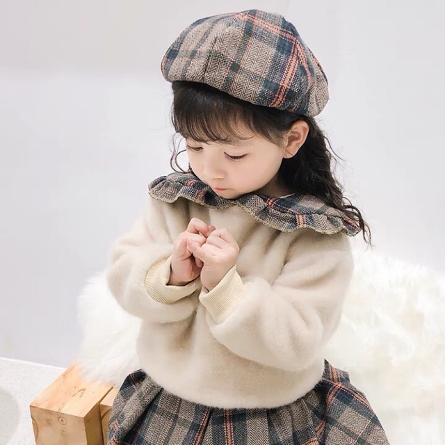 Combo váy và giầy bé gái