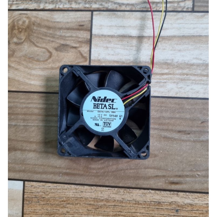Quạt DC 12V  0.10A-0.18A  7cm