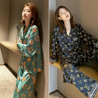 Bộ đồ ngủ lụa satin quyến rũ cho nữ