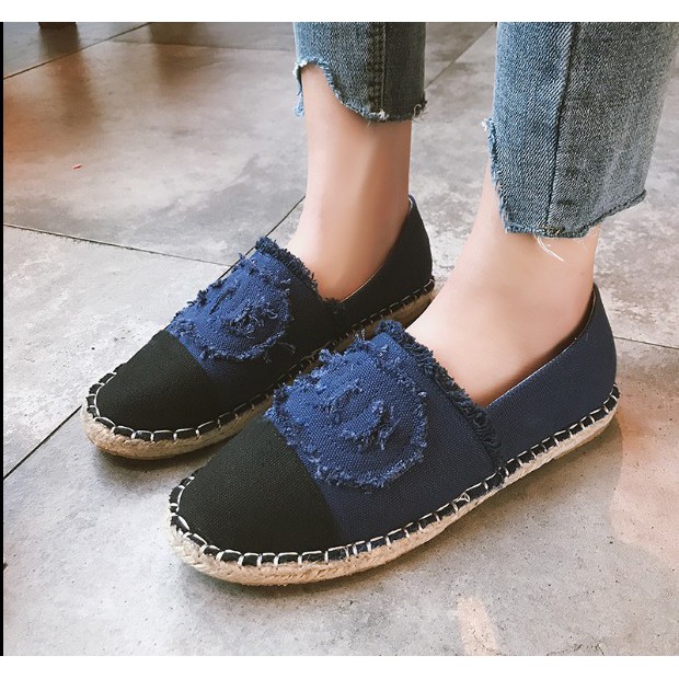 M420 Giày lười nữ thời trang rách mũi giày cá tính năng động | BigBuy360 - bigbuy360.vn