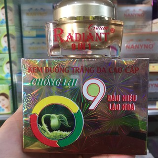 Radiant kem dưỡng da chống lại 9 dấu hiệu lão hóa 9in1