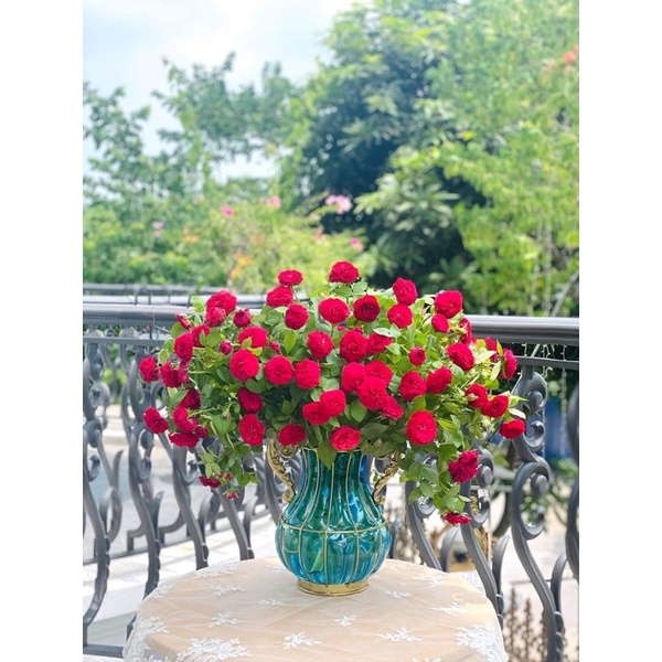 Lọ hoa pha lê xanh dương, xanh lá để bàn phong cách Châu Âu