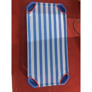 Giường lưới cho bé