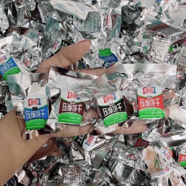 ( Sẵn) 1 thùng lương khô ngọt mix vị
