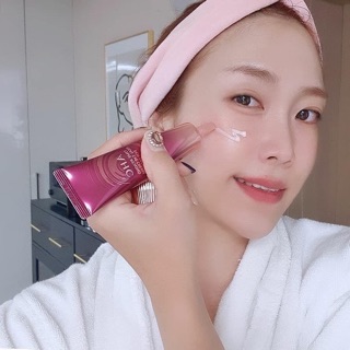 Kem mắt AHC mẫu mới 2020