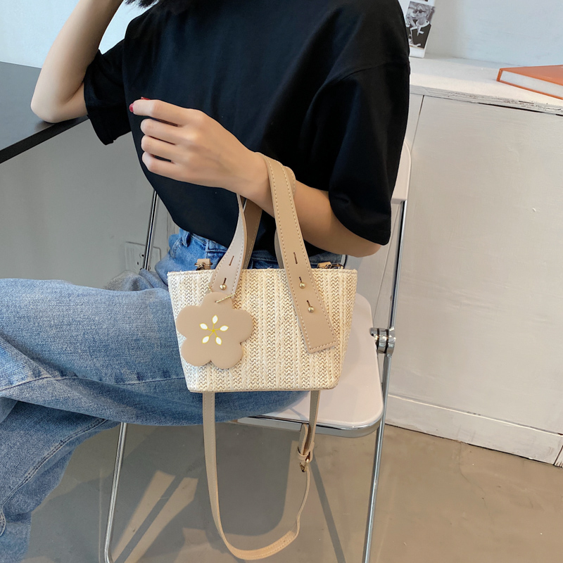 Túi xách đeo vai thiết kế xinh xắn trẻ trung hợp thời trang IELGY