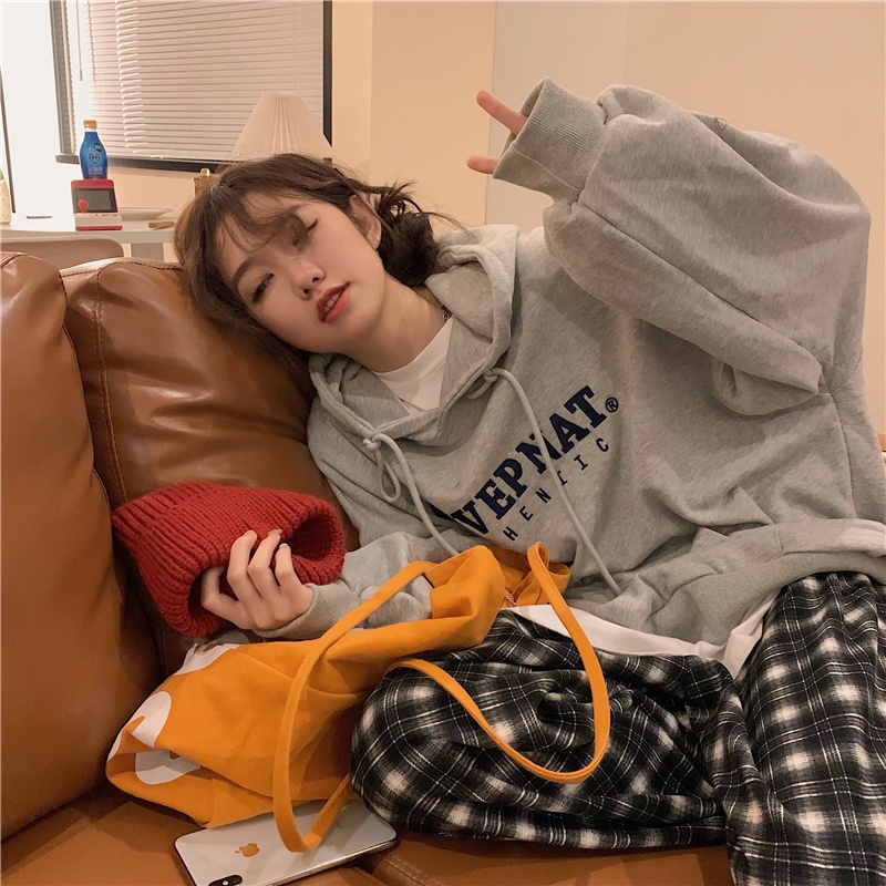Áo hoodie dáng rộng in chữ phong cách Hàn Quốc thời trang cho nữ với 2 màu lựa chọn | BigBuy360 - bigbuy360.vn
