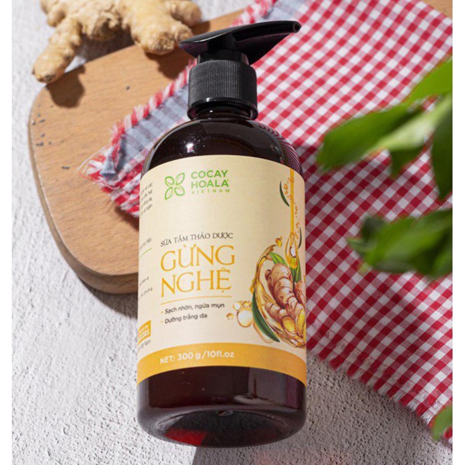 Chai Lớn 500gr - Sữa Tắm Thảo Dược Gừng Nghệ Trắng Da Giảm Mụn Thâm Giữ Ấm Cơ Thể Cỏ Cây Hoa Lá