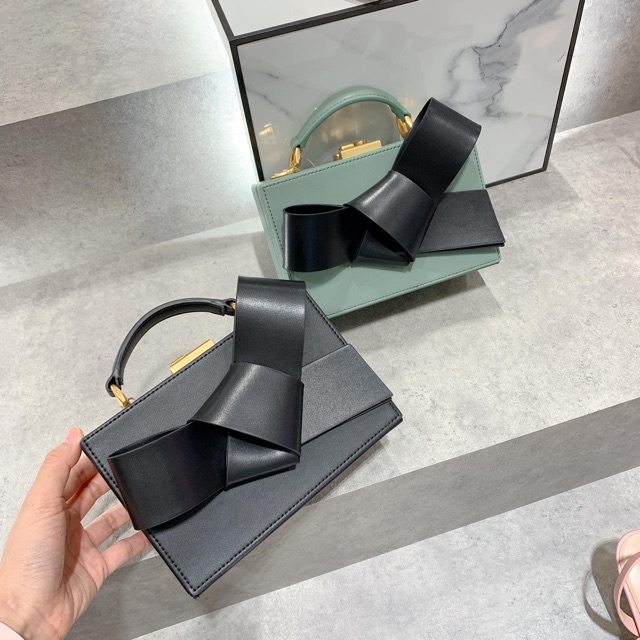 Túi cnk có nơ đen