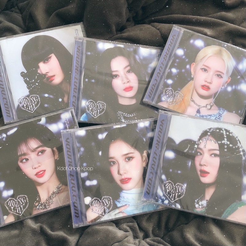 Bộ ảnh album STAYC