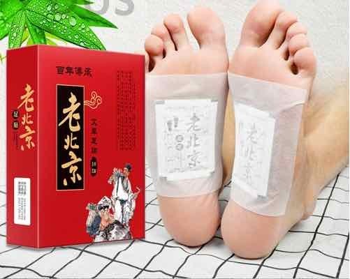 HỘP 50 Miếng dán chân thải độc - Miếng dán ngải cứu Bắc Kinh | BigBuy360 - bigbuy360.vn