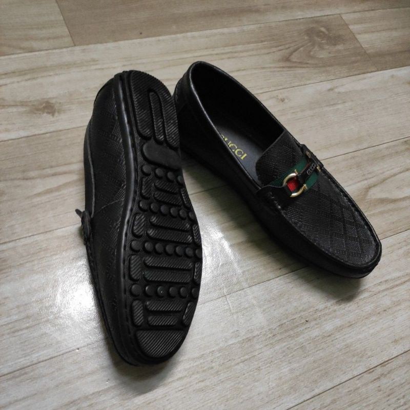 Giày Lười Nam Da Bò Gucci Màu Đen - ENDU SHOES