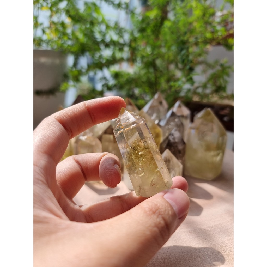 mysticcorner.vnTrụ thach anh Vàng (Citrine) may mắn, là trụ đá thanh tẩy trong Tarot, Reiki, thiền định, phong thủy